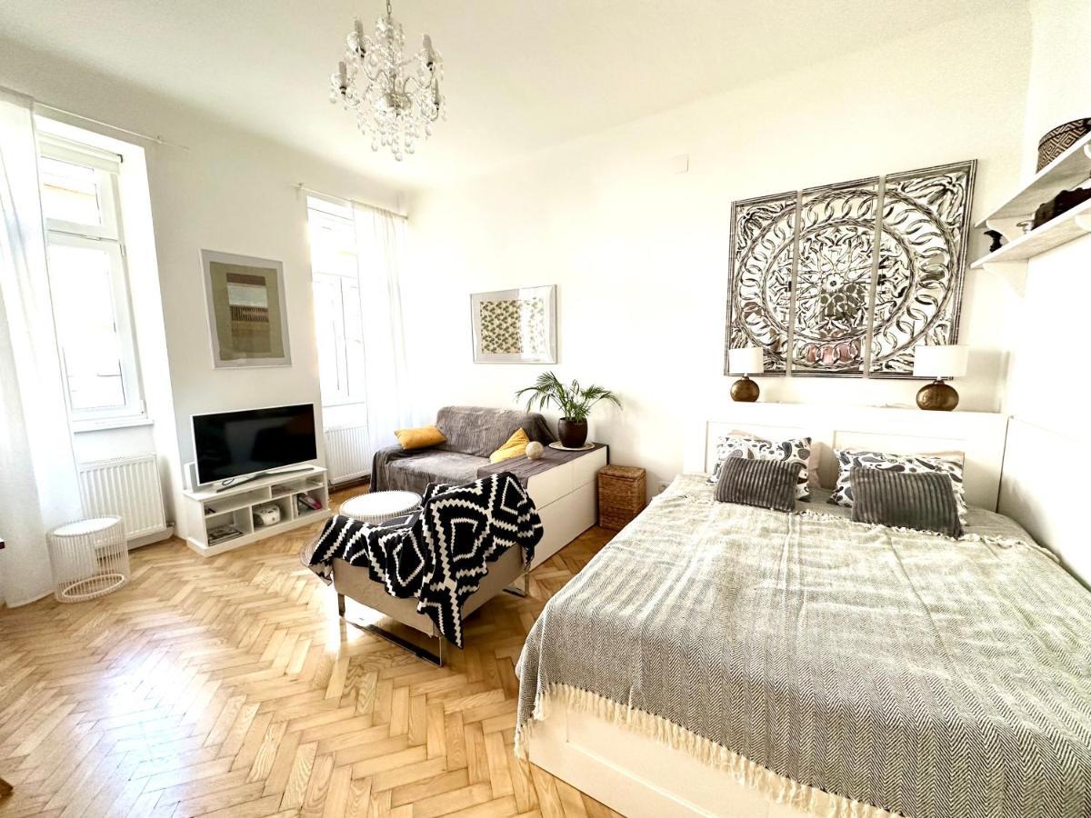 Apartamento Cozy City Close To Metro - Self Check-in Viena